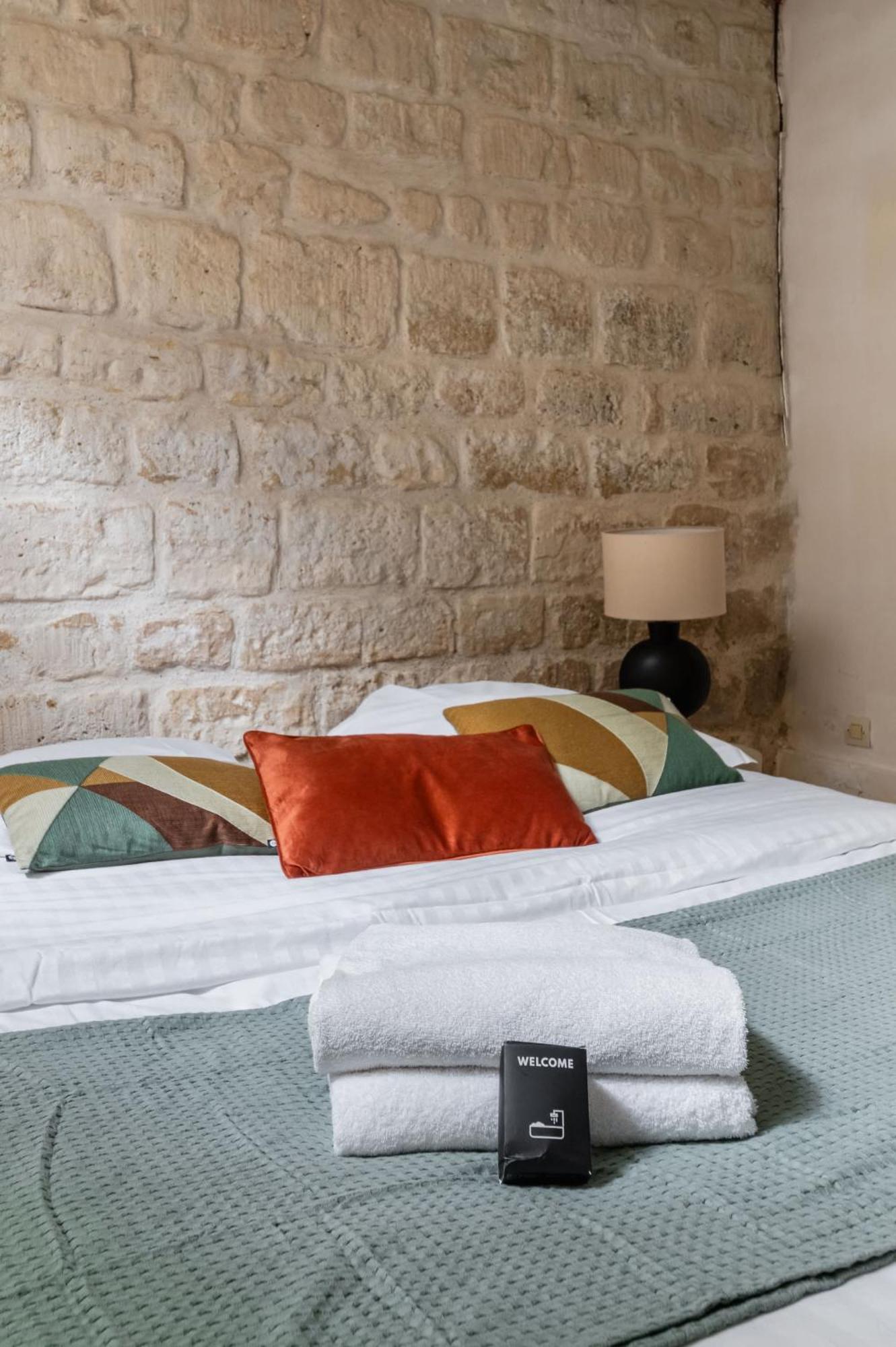 Appartement Familial Proche Des Commerces - 8P - Flat-Guest Paris Eksteriør bilde